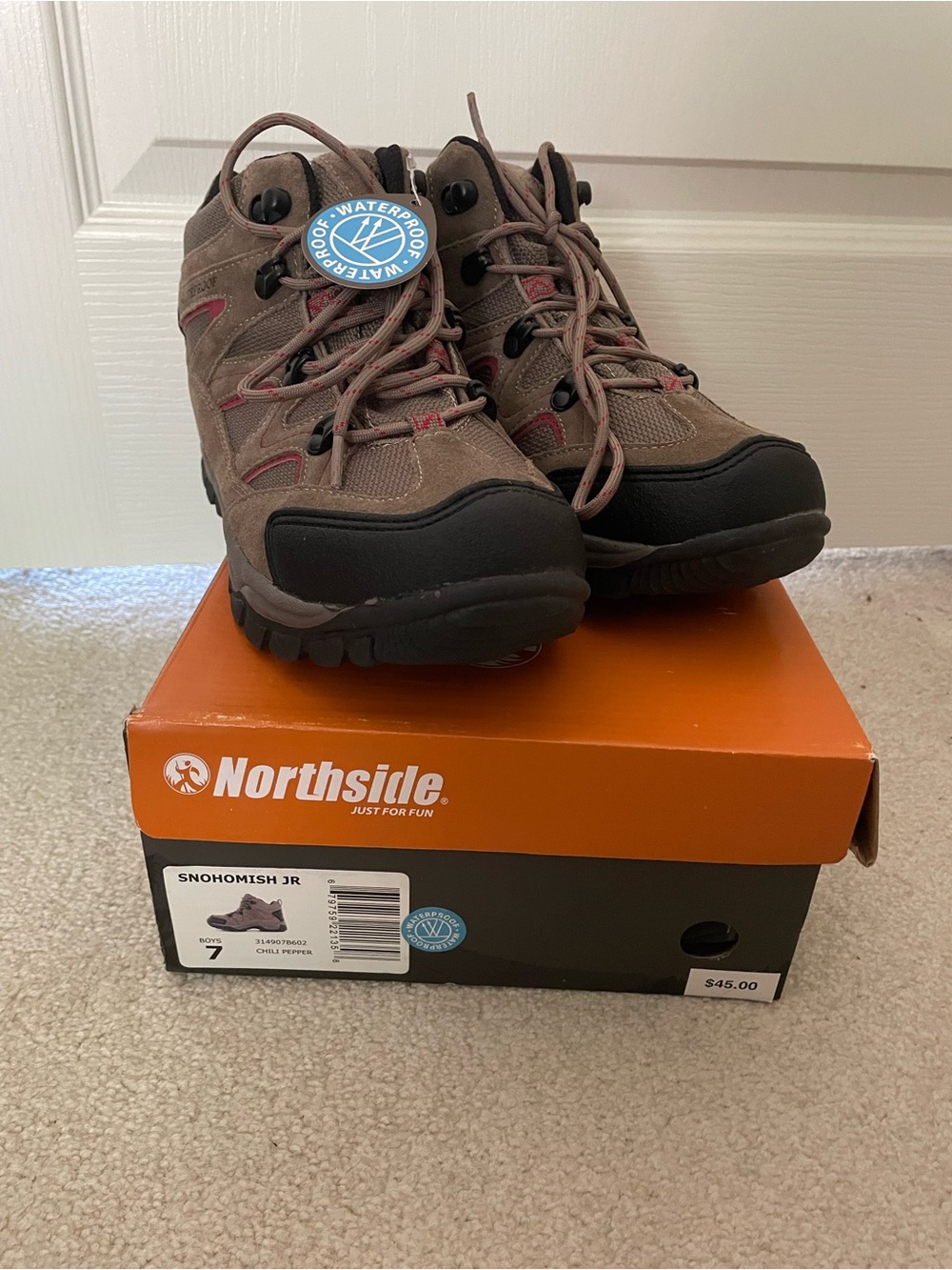 Northside Snohomish JR Boys Size 7 Waterproof Hiking Boots